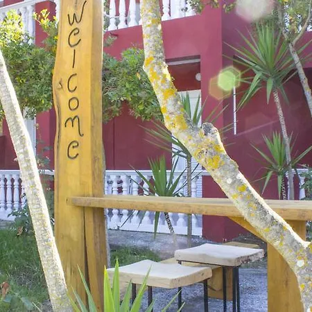 No Name Apartment *