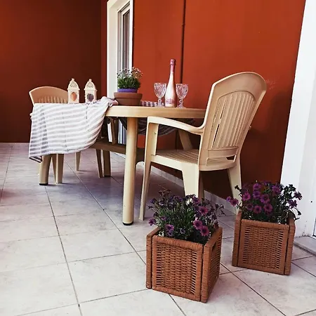 No Name 아파트 라가나스